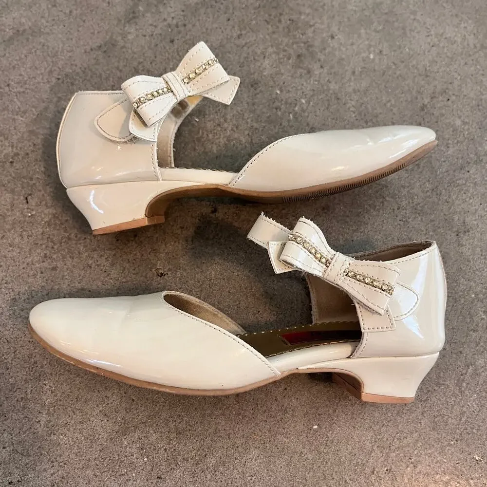 Rachel Shoes beige cream dress shoes Youth Girls size 2 formal event low heel